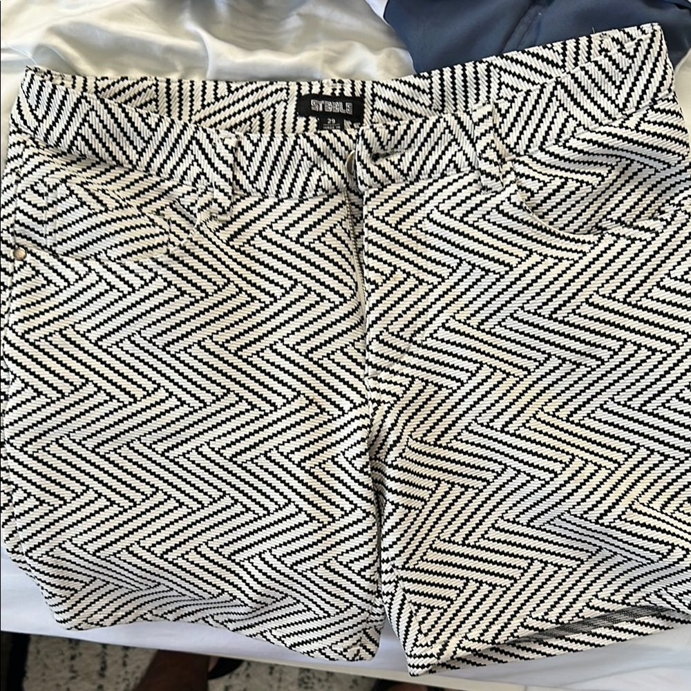 Steele (St33le) Brand Abstract Men’s Shorts. Size 29.